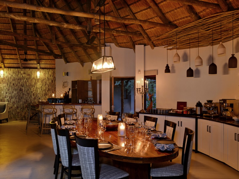 Dining room at Tambuti 