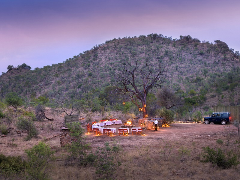 Boma dinner hosted at Tshukudu Bush Lodge 